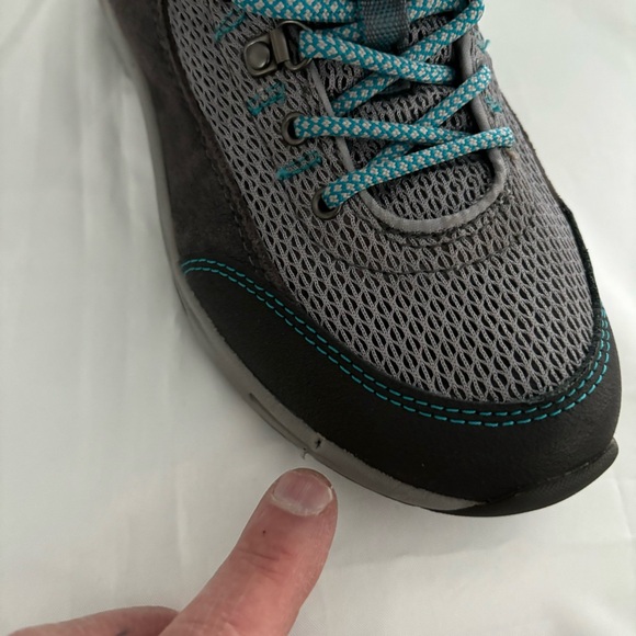 Vionic Women’s Shoes withh Orthaheel Technology Cypress Trail Walker Ankle Boot - Picture 5 of 16